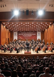 anadolu-universitesi-2026-2027-akademik-yili-acilis-konseri-1785394131