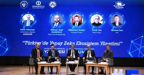 YZ Zirvesi “Türkiye'de Yapay Zekâ Ekosistem Yönetimi” başlıklı konu ile devam etti