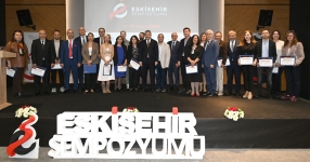 Eskişehir Sempozyumu gala yemeğinde akademi ve sanayi dünyası bir araya geldi