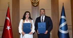  Anadolu Üniversitesi ve Kosovo Haxhi Zeka Üniversitesi arasında akademik iş birliği protokolü imzalandı