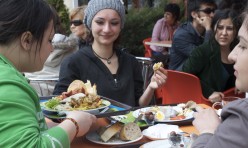 Kafeterya ve Restoranlar